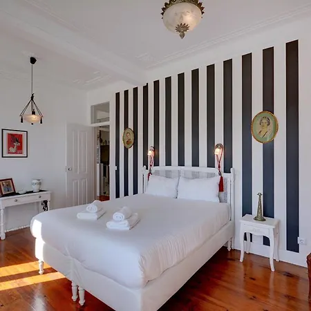 Magnificent By Lovelystay Apartmán