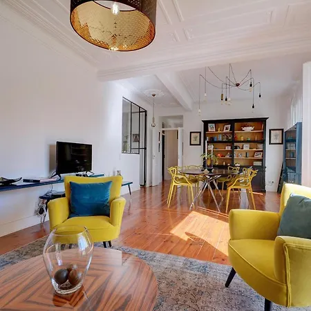 3-bedroom With River Views By Lovelystay * Lisbona