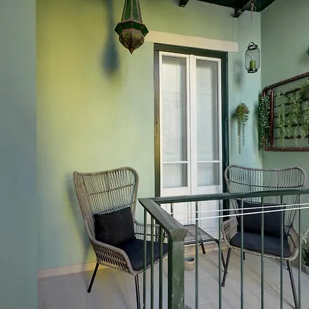 Magnificent By Lovelystay Apartment *